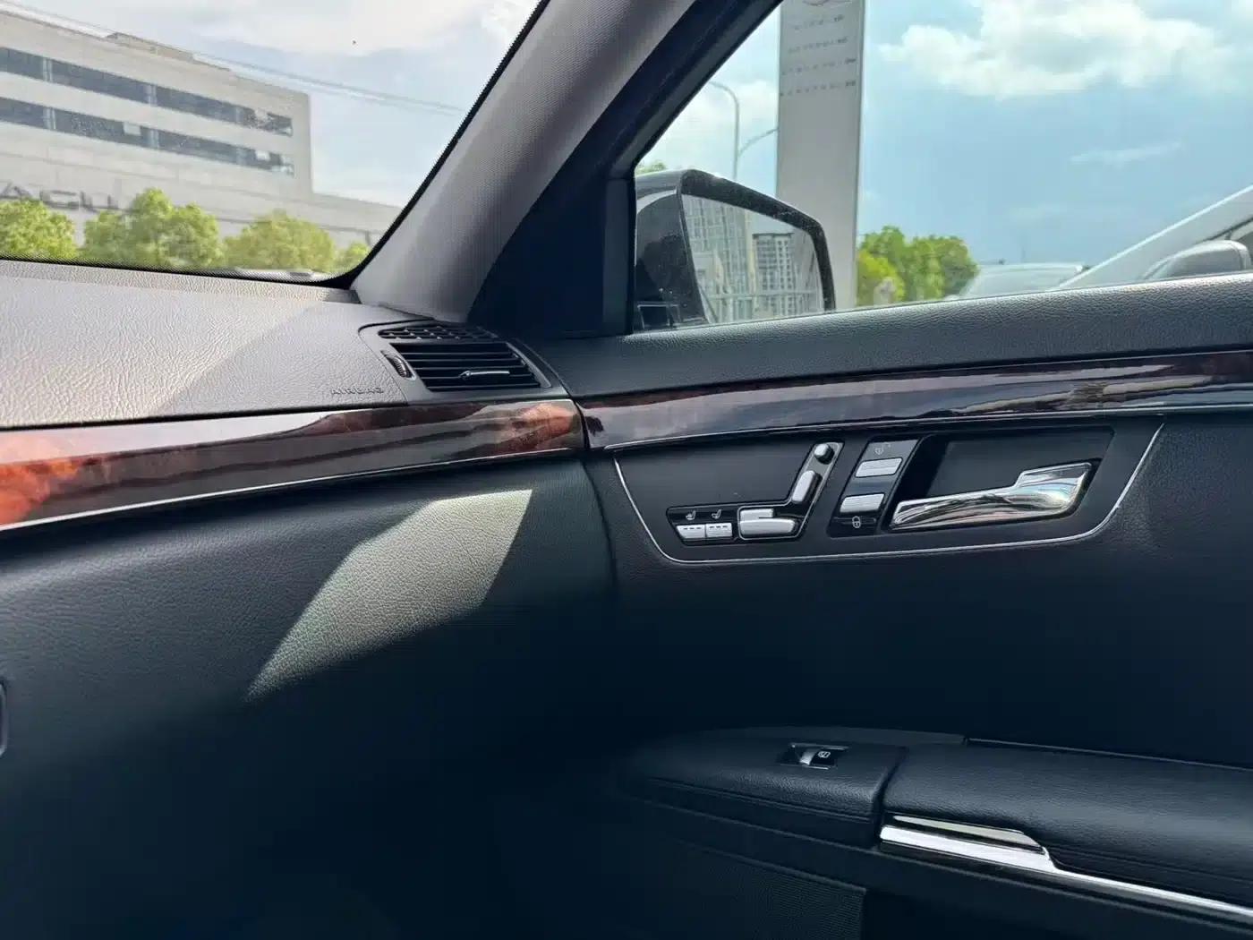 2010 Mercedes-Benz S-Class S 400 L HYBRID — миниатюра 18