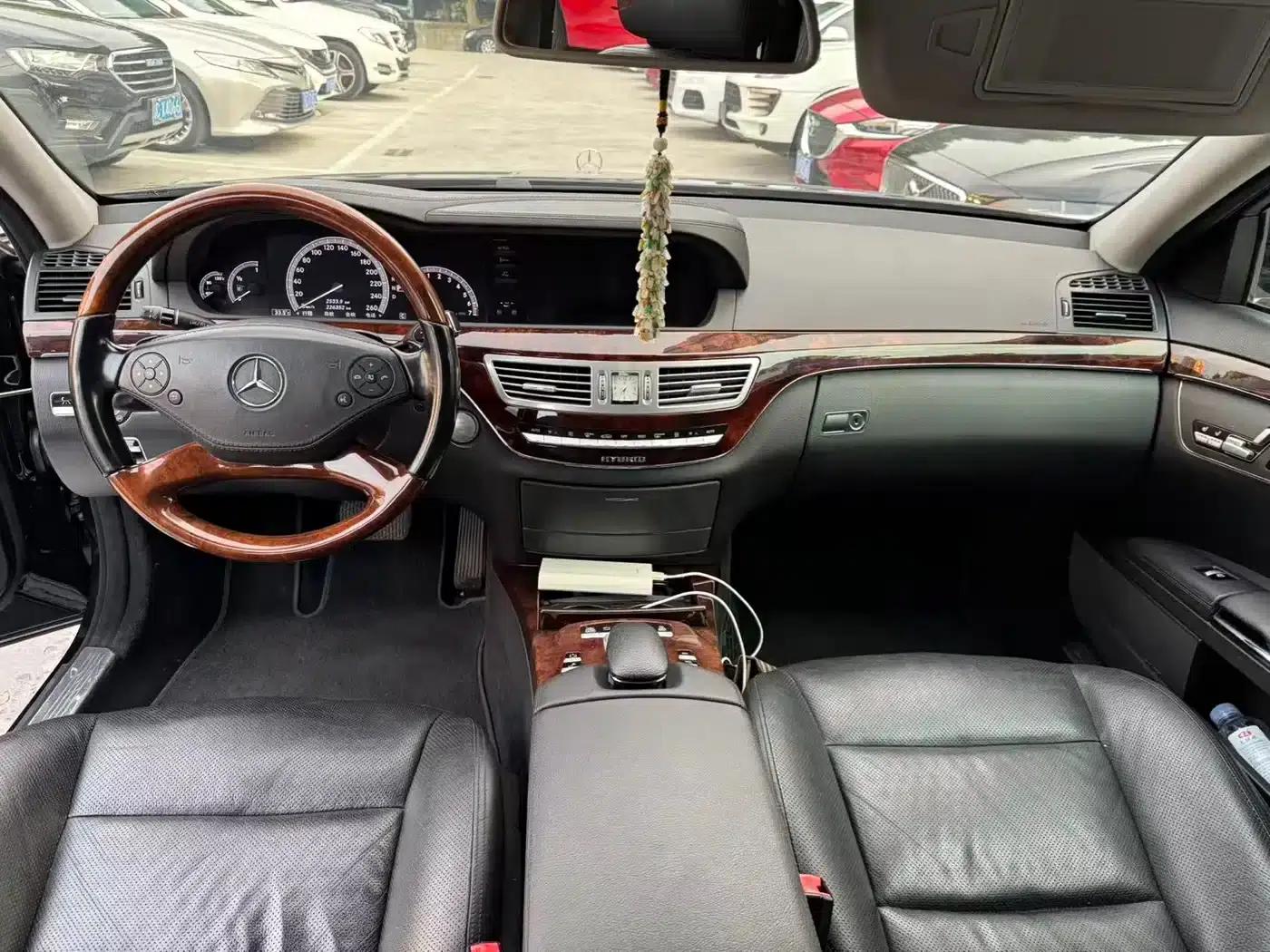 2010 Mercedes-Benz S-Class S 400 L HYBRID — миниатюра 9