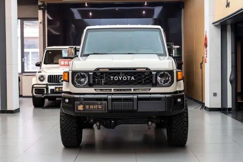 2024 Land Cruiser 70 Series 2.8T Automatic 4WD 5-Seater Parallel Import — миниатюра 2