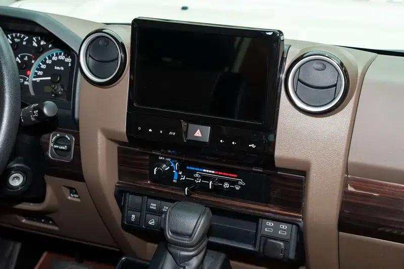 2024 Land Cruiser 70 Series 2.8T Automatic 4WD 5-Seater Parallel Import — миниатюра 11
