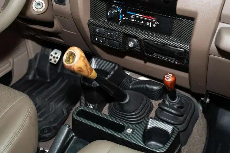 2016 Land Cruiser 70 Series, 4.0L Manual, 4WD, 5-Seater, Parallel Import — миниатюра 15