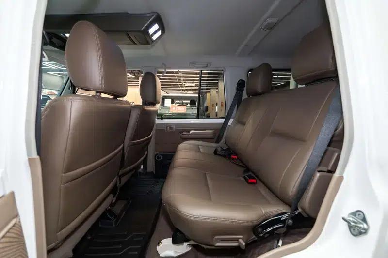 2016 Land Cruiser 70 Series, 4.0L Manual, 4WD, 5-Seater, Parallel Import — миниатюра 18