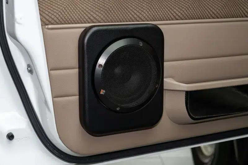 2016 Land Cruiser 70 Series, 4.0L Manual, 4WD, 5-Seater, Parallel Import — миниатюра 9