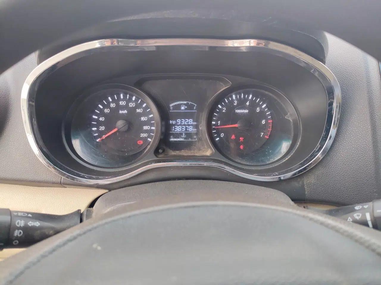 Jinbei 750 2015 1.5L Luxury Model — миниатюра 11