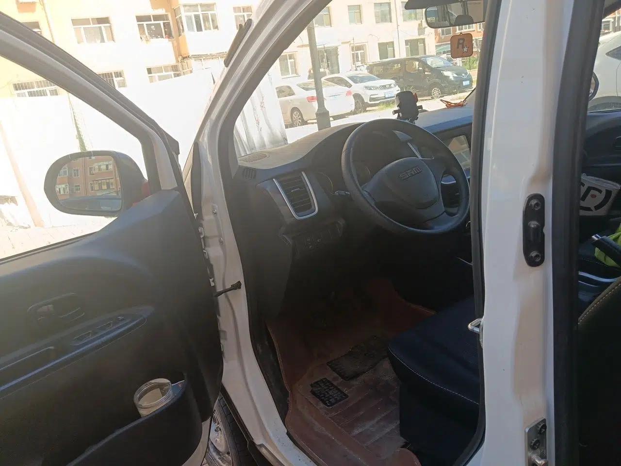 Jinbei Gold Hiace M Classic 2024 1.5L Engineering Lion Passenger Van 7 Seats — миниатюра 16
