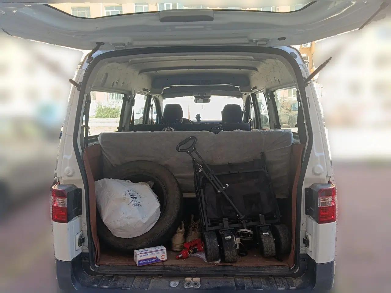 Jinbei Gold Hiace M Classic 2024 1.5L Engineering Lion Passenger Van 7 Seats — миниатюра 19
