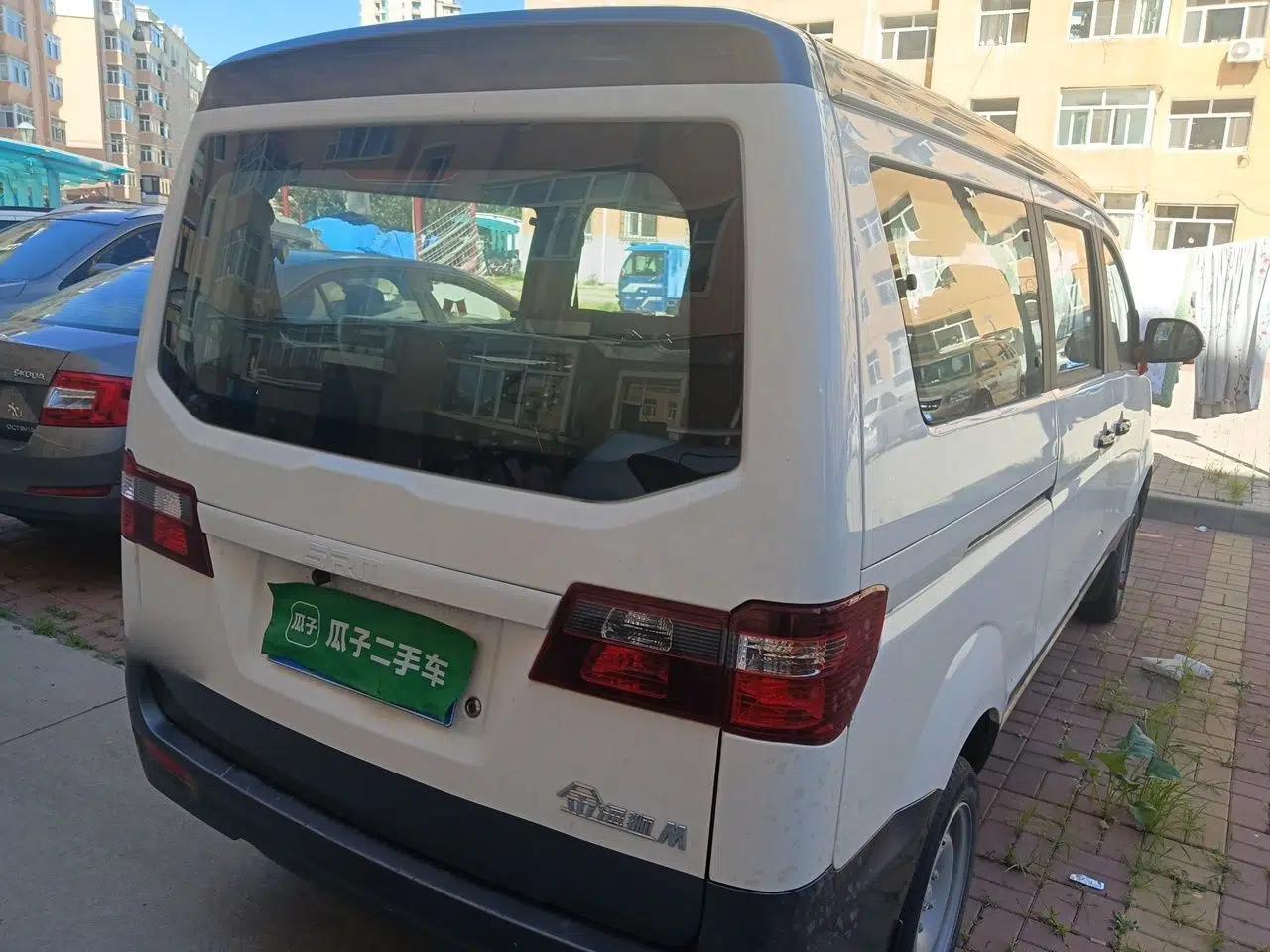 Jinbei Gold Hiace M Classic 2024 1.5L Engineering Lion Passenger Van 7 Seats — миниатюра 6