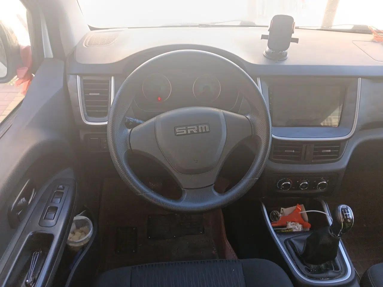 Jinbei Gold Hiace M Classic 2024 1.5L Engineering Lion Passenger Van 7 Seats — миниатюра 10