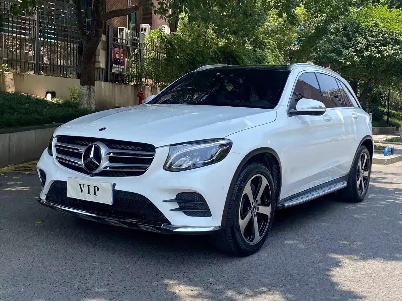 2018 Mercedes-Benz GLC 260 4MATIC Luxury — миниатюра 1