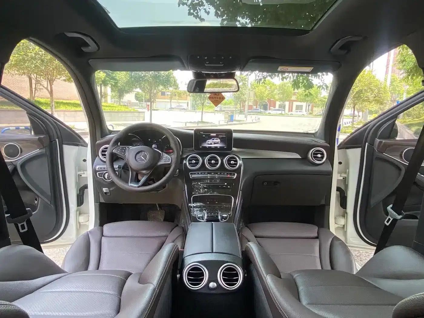 2018 Mercedes-Benz GLC 260 4MATIC Luxury — миниатюра 9