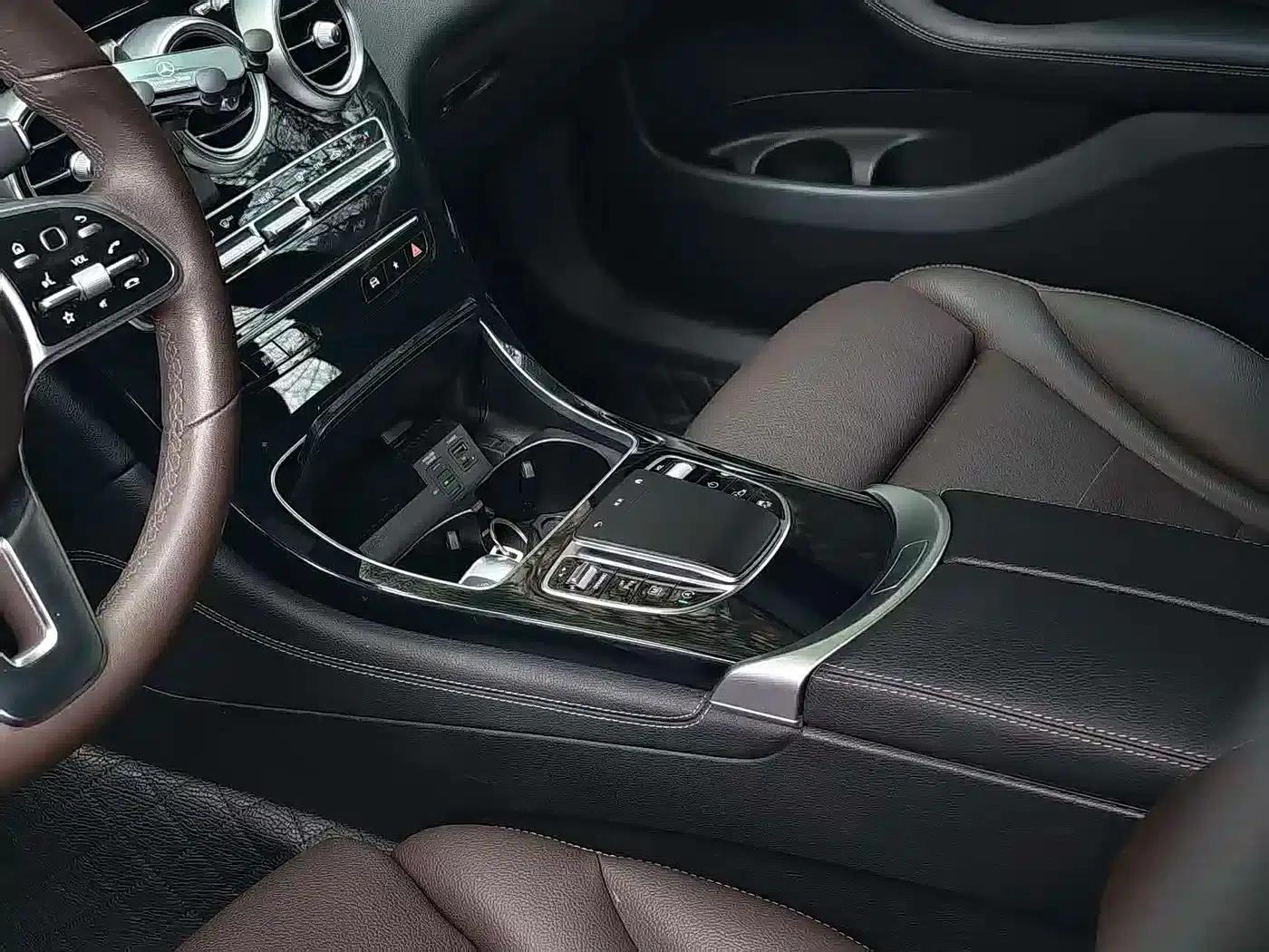 2021 Mercedes-Benz GLC 260 L 4MATIC Dynamic — миниатюра 8