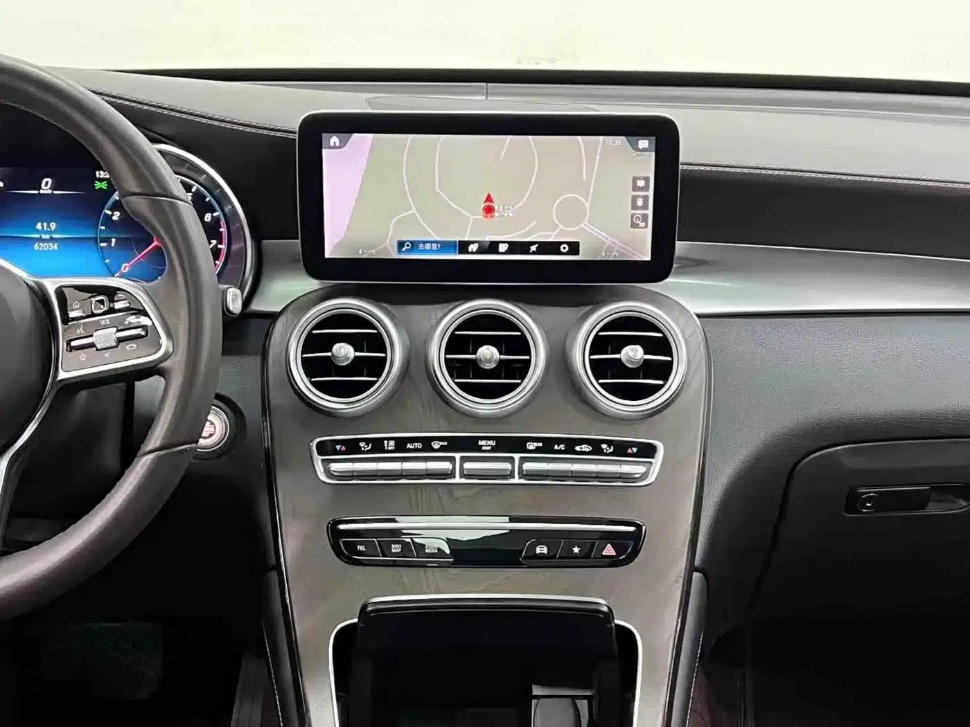 2021 Mercedes-Benz GLC 260 L 4MATIC Luxury — миниатюра 17