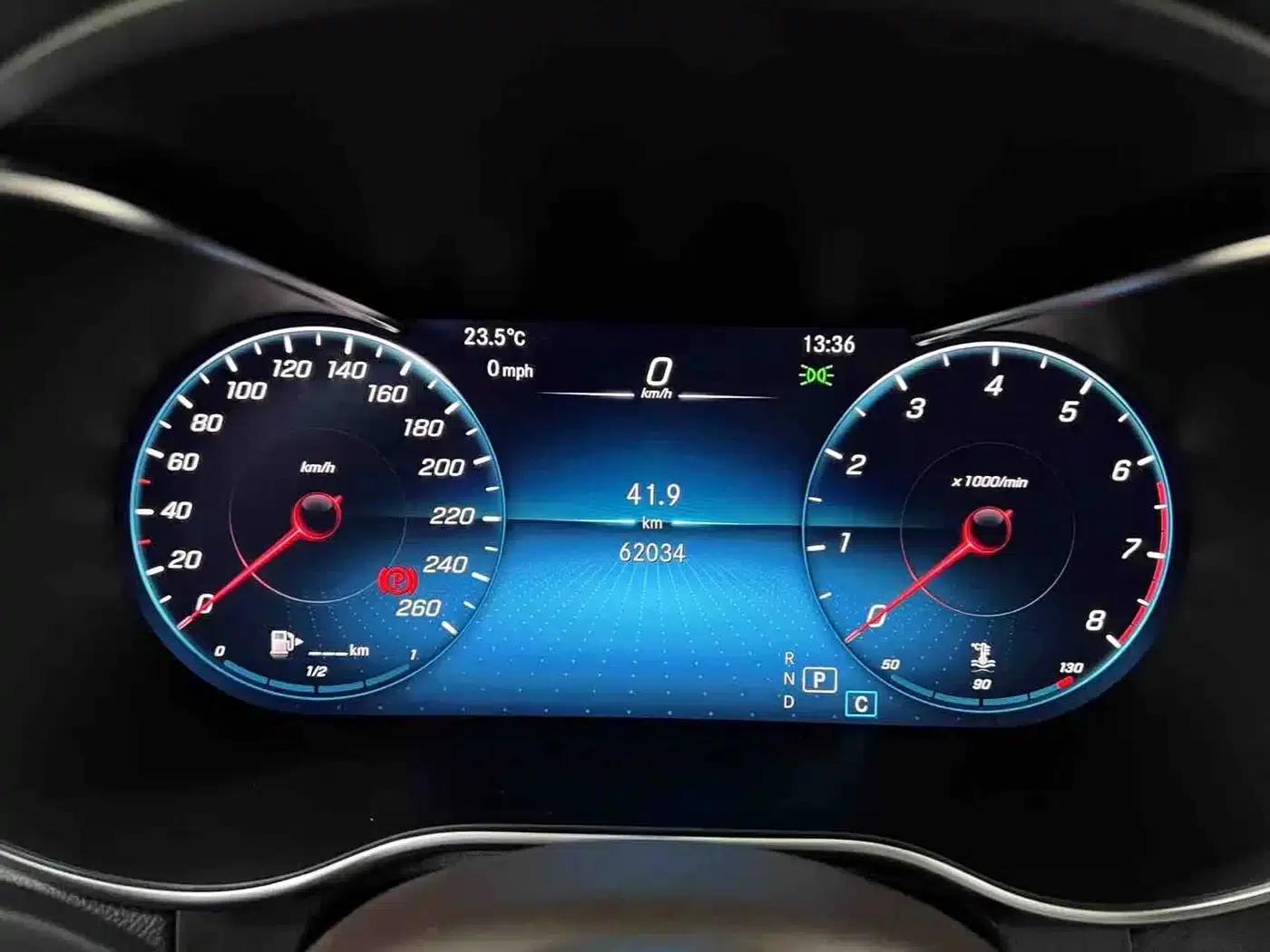 2021 Mercedes-Benz GLC 260 L 4MATIC Luxury — миниатюра 23
