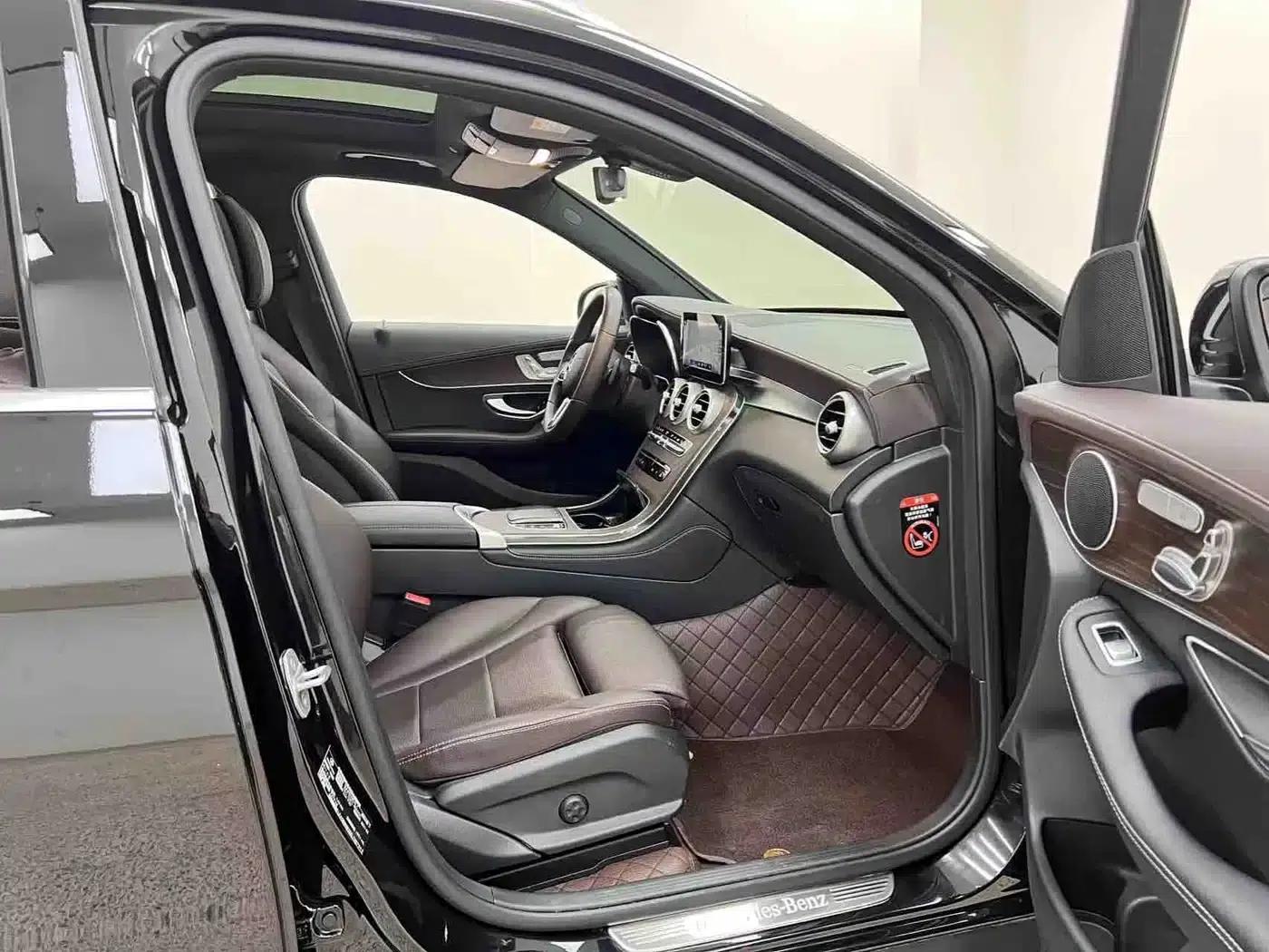 2021 Mercedes-Benz GLC 260 L 4MATIC Luxury — миниатюра 24