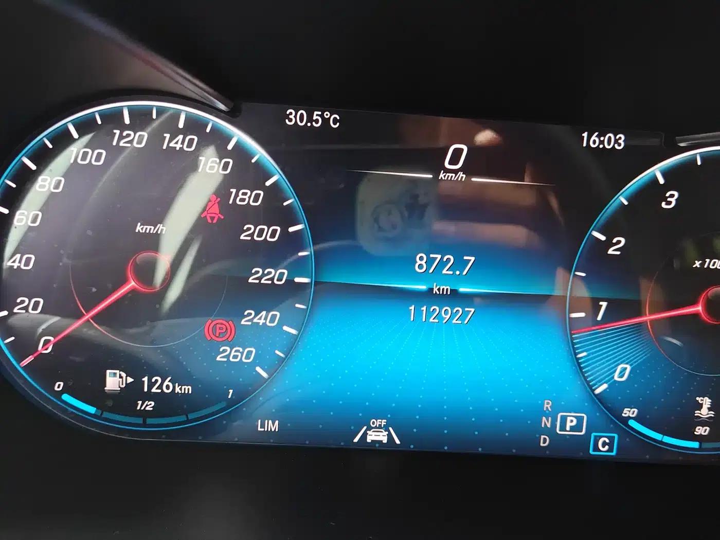 2020 Mercedes-Benz GLC 300 L 4MATIC Dynamic — миниатюра 17