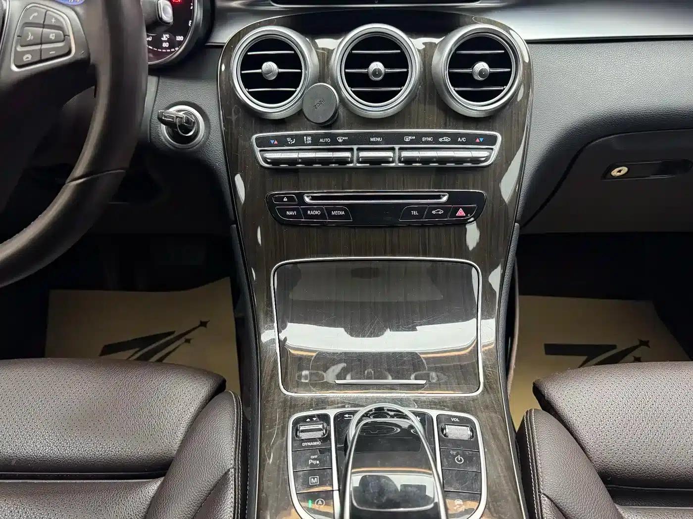 2017 Mercedes-Benz GLC 260 4MATIC Dynamic — миниатюра 9