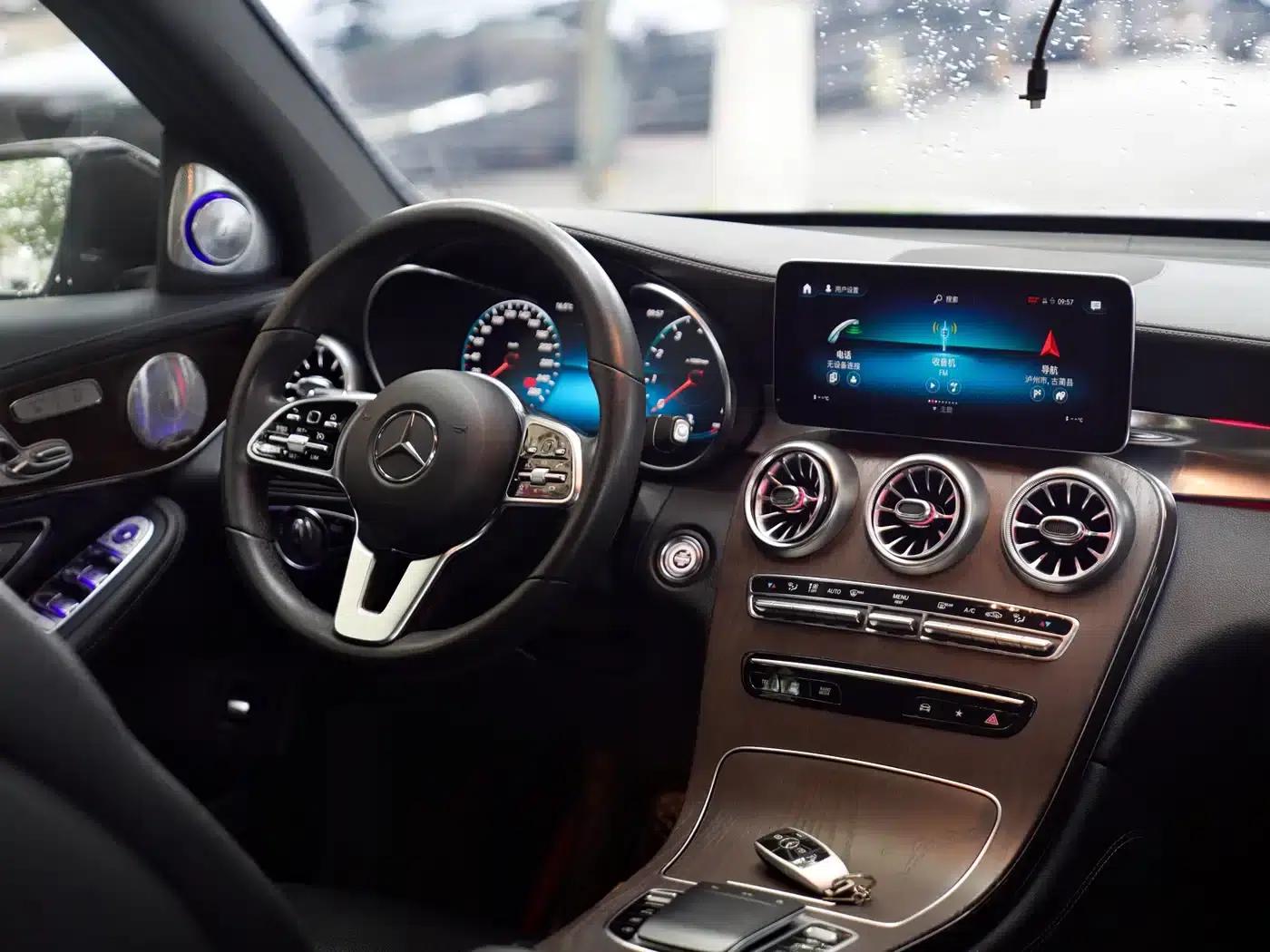 2020 Mercedes-Benz GLC Facelift: GLC 300 L 4MATIC Dynamic — миниатюра 11