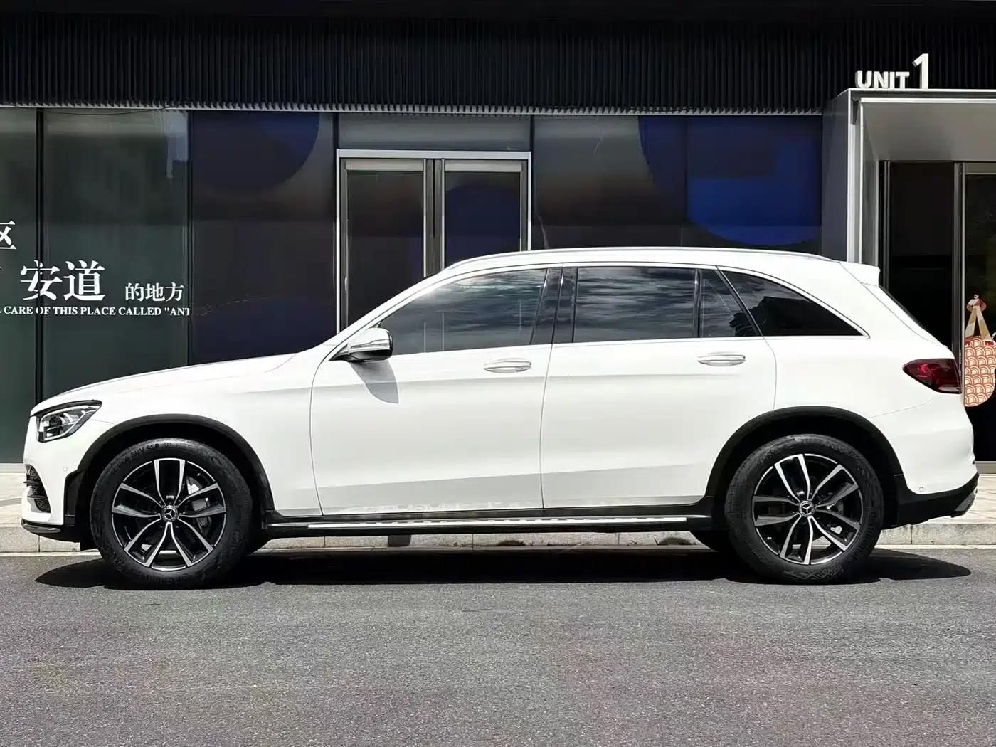 2020 Mercedes-Benz GLC 300 L 4MATIC Dynamic — миниатюра 3