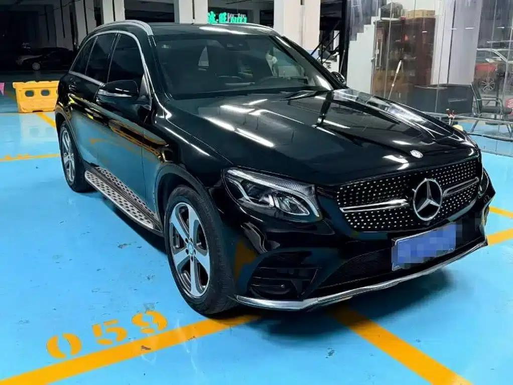 2017 Mercedes-Benz GLC 260 4MATIC Luxury — миниатюра 3