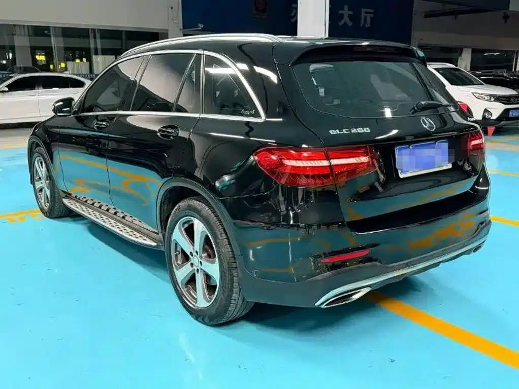 2017 Mercedes-Benz GLC 260 4MATIC Luxury — миниатюра 4