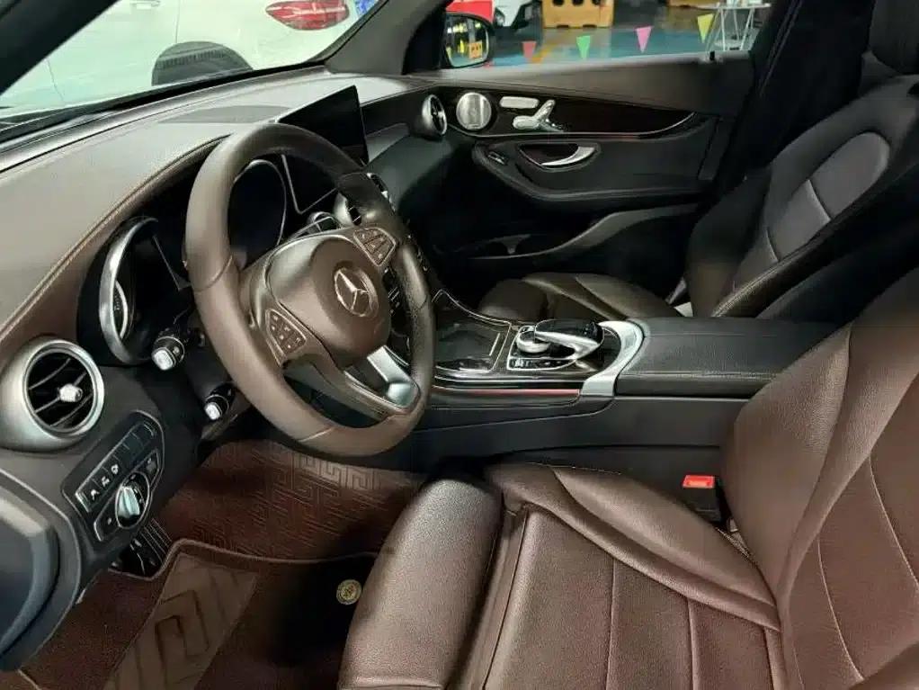 2017 Mercedes-Benz GLC 260 4MATIC Luxury — миниатюра 9