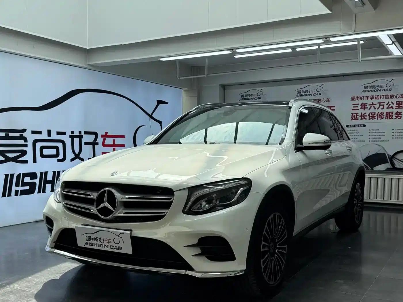 2019 Mercedes-Benz GLC 260 4MATIC Dynamic — миниатюра 1