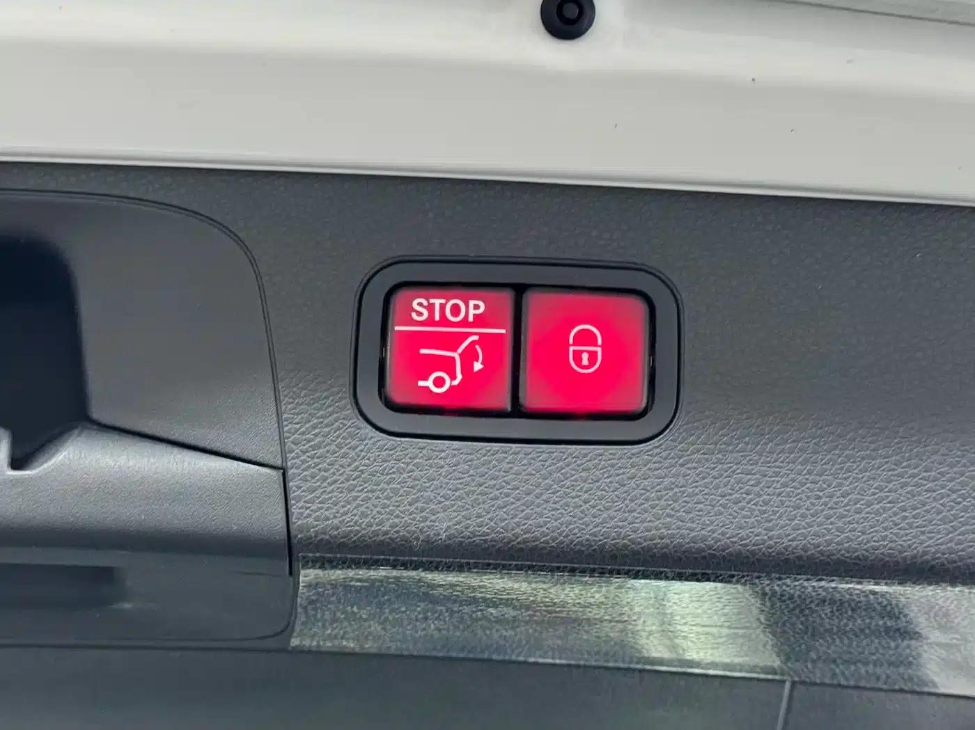 2019 Mercedes-Benz GLC 260 4MATIC Dynamic — миниатюра 18