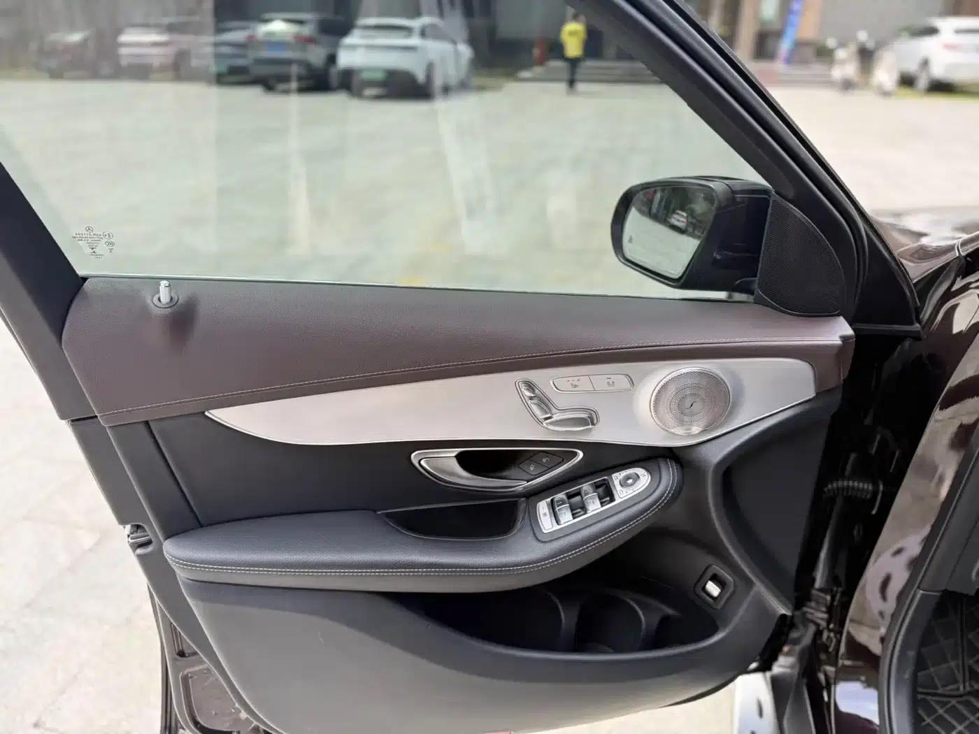 2021 Mercedes-Benz GLC 260 L 4MATIC Dynamic — миниатюра 4
