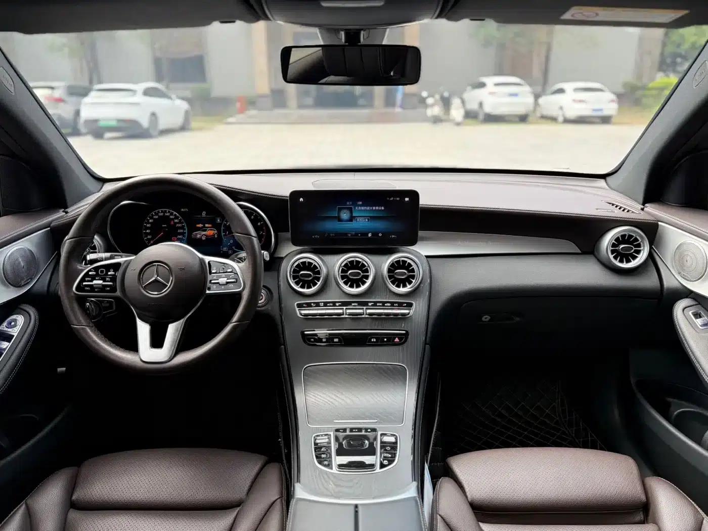 2021 Mercedes-Benz GLC 260 L 4MATIC Dynamic — миниатюра 8