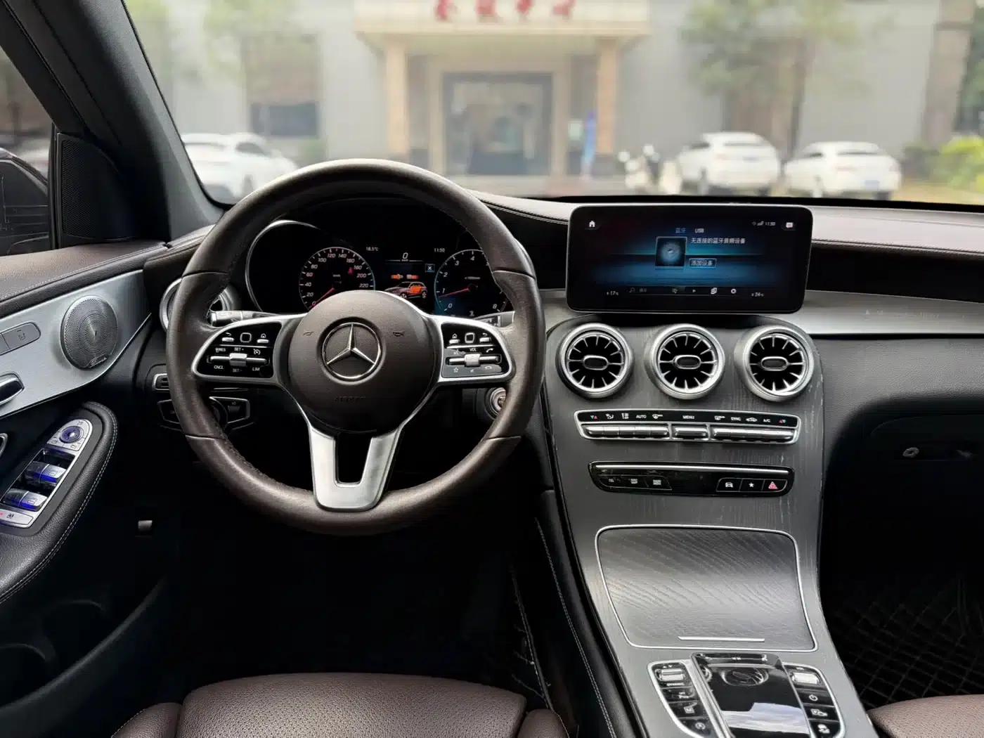 2021 Mercedes-Benz GLC 260 L 4MATIC Dynamic — миниатюра 9