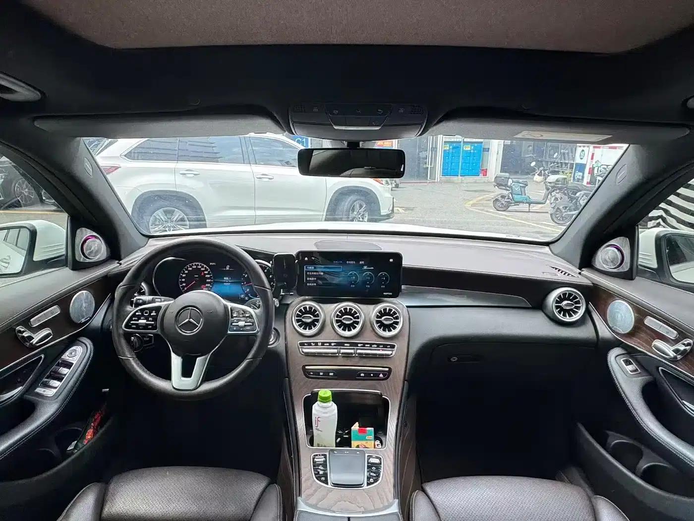 2020 Mercedes-Benz GLC Facelift: GLC 260 L 4MATIC Luxury — миниатюра 14