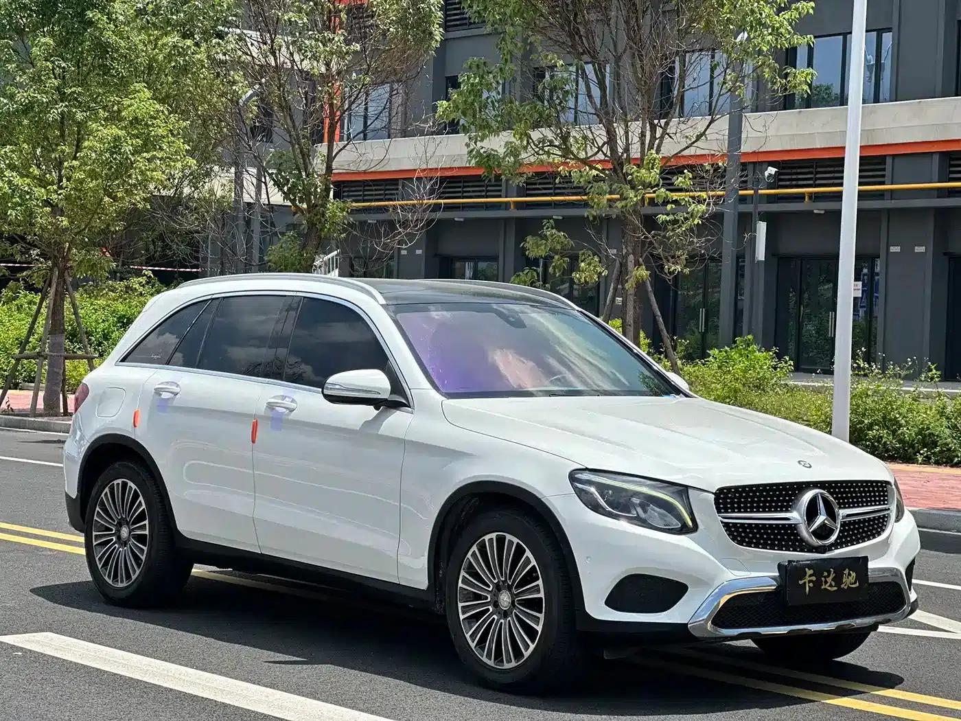 2016 Mercedes-Benz GLC 200 4MATIC — миниатюра 3