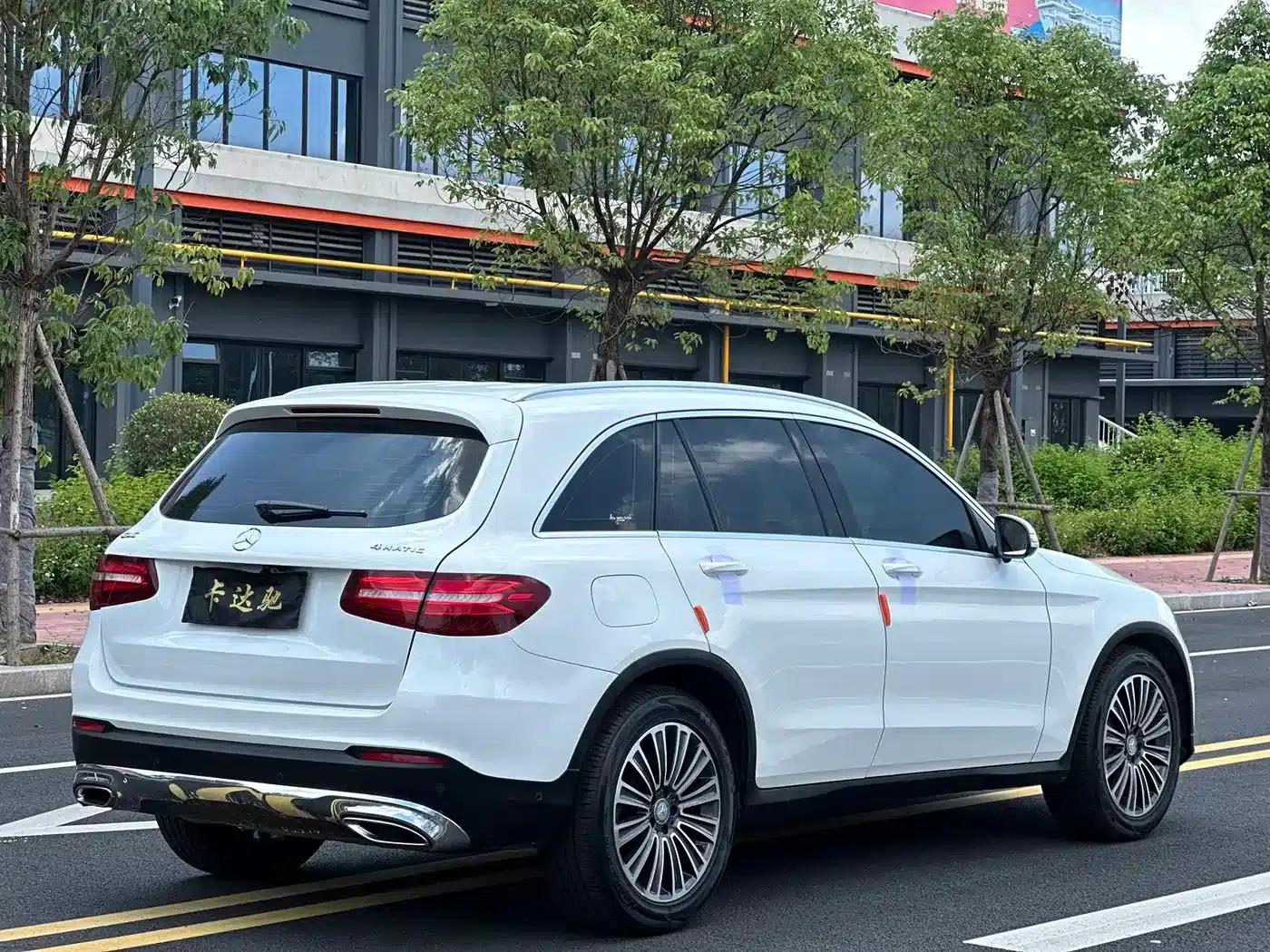 2016 Mercedes-Benz GLC 200 4MATIC — миниатюра 9
