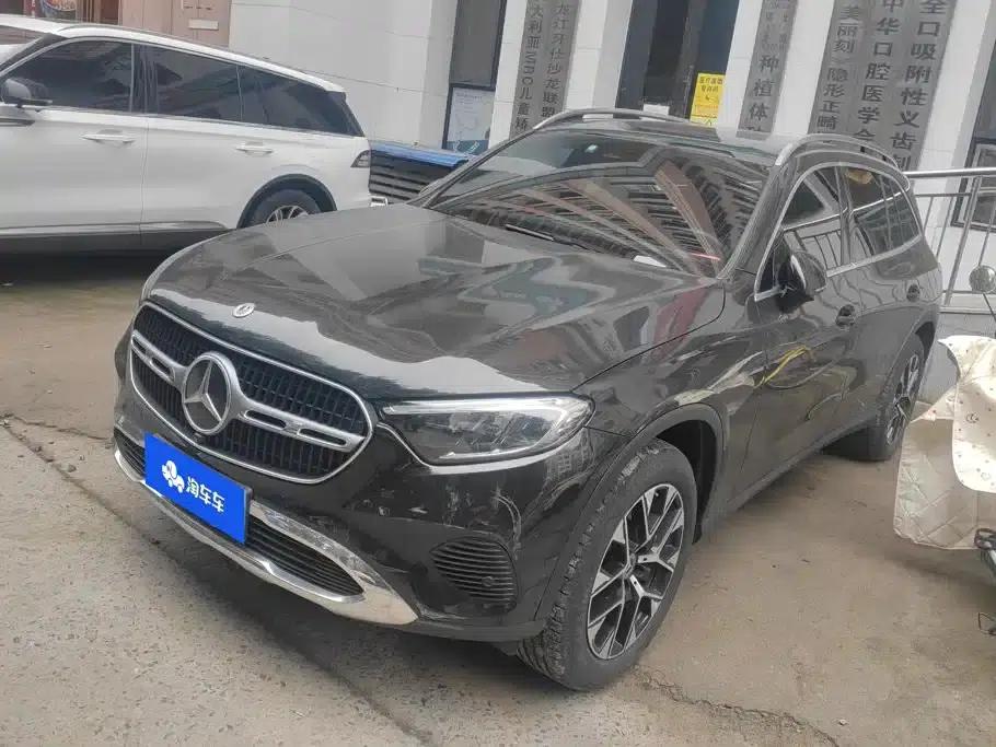 2023 Mercedes-Benz GLC 260 L 4MATIC Luxury 5-seater — миниатюра 1