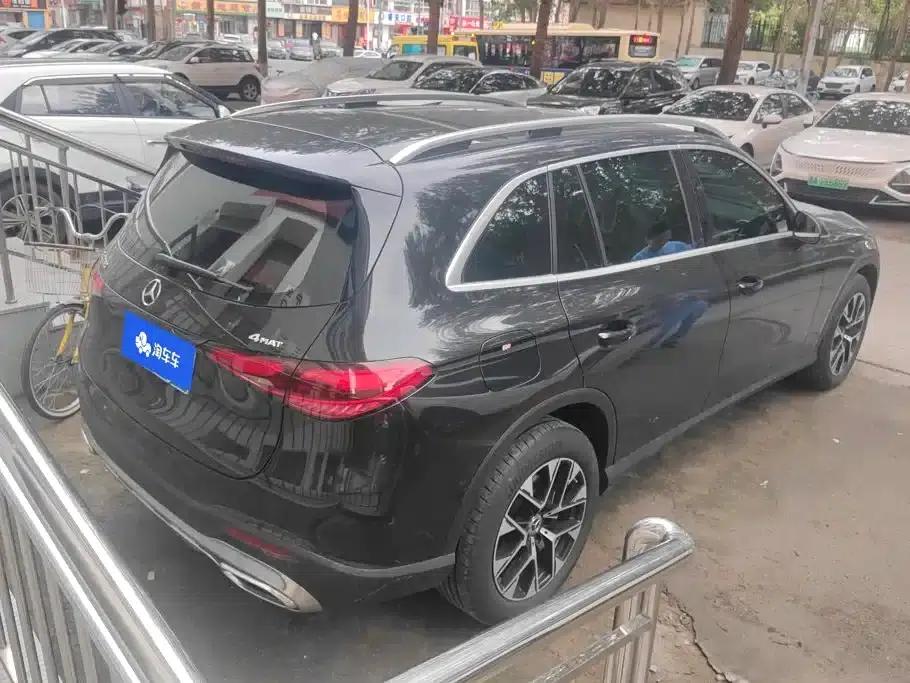 2023 Mercedes-Benz GLC 260 L 4MATIC Luxury 5-seater — миниатюра 3