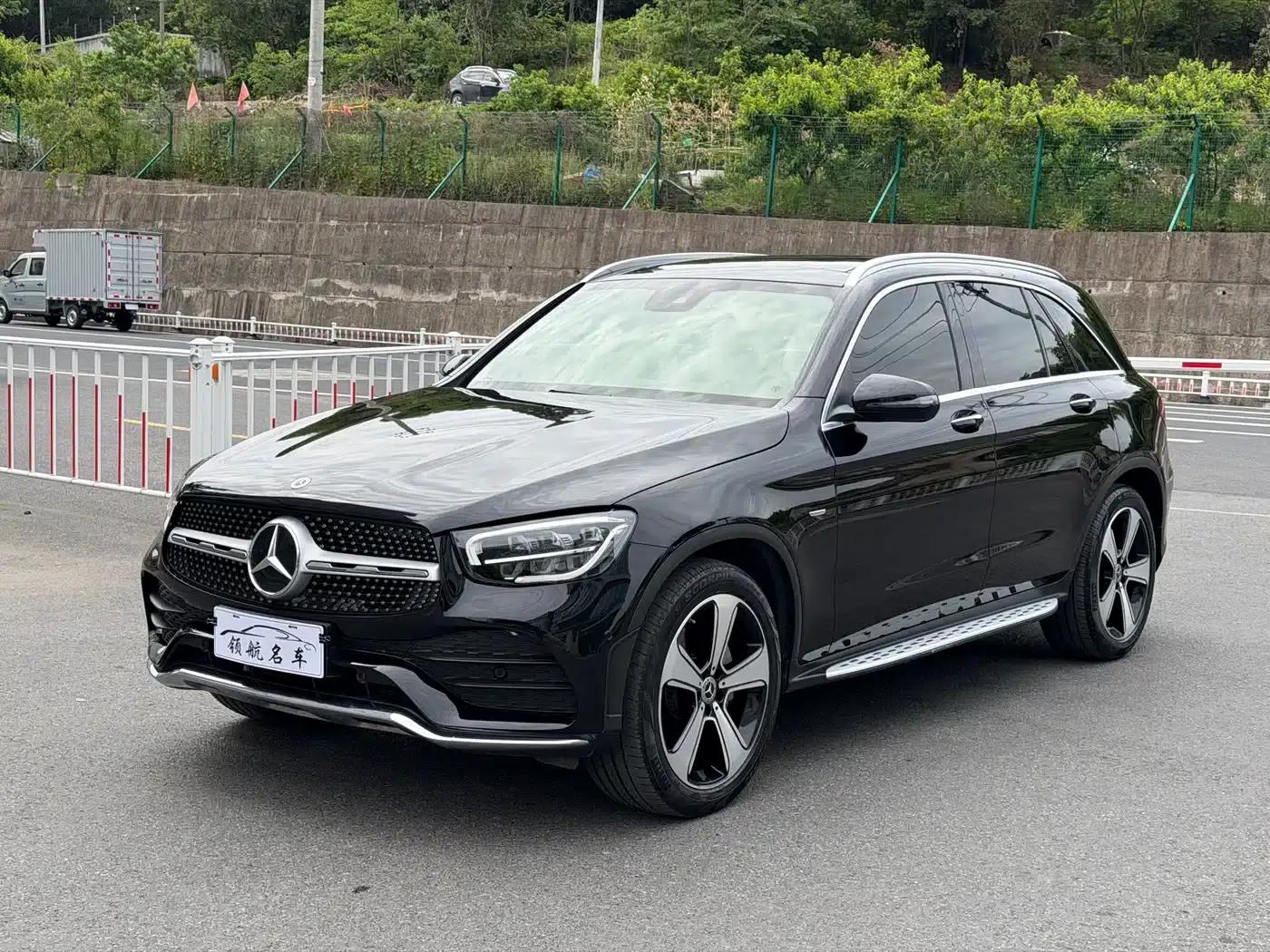 2022 Mercedes-Benz GLC Facelift: GLC 300 L 4MATIC Dynamic — миниатюра 1