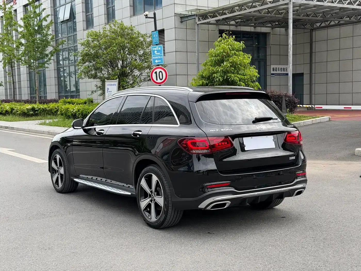 2022 Mercedes-Benz GLC Facelift: GLC 300 L 4MATIC Dynamic — миниатюра 7