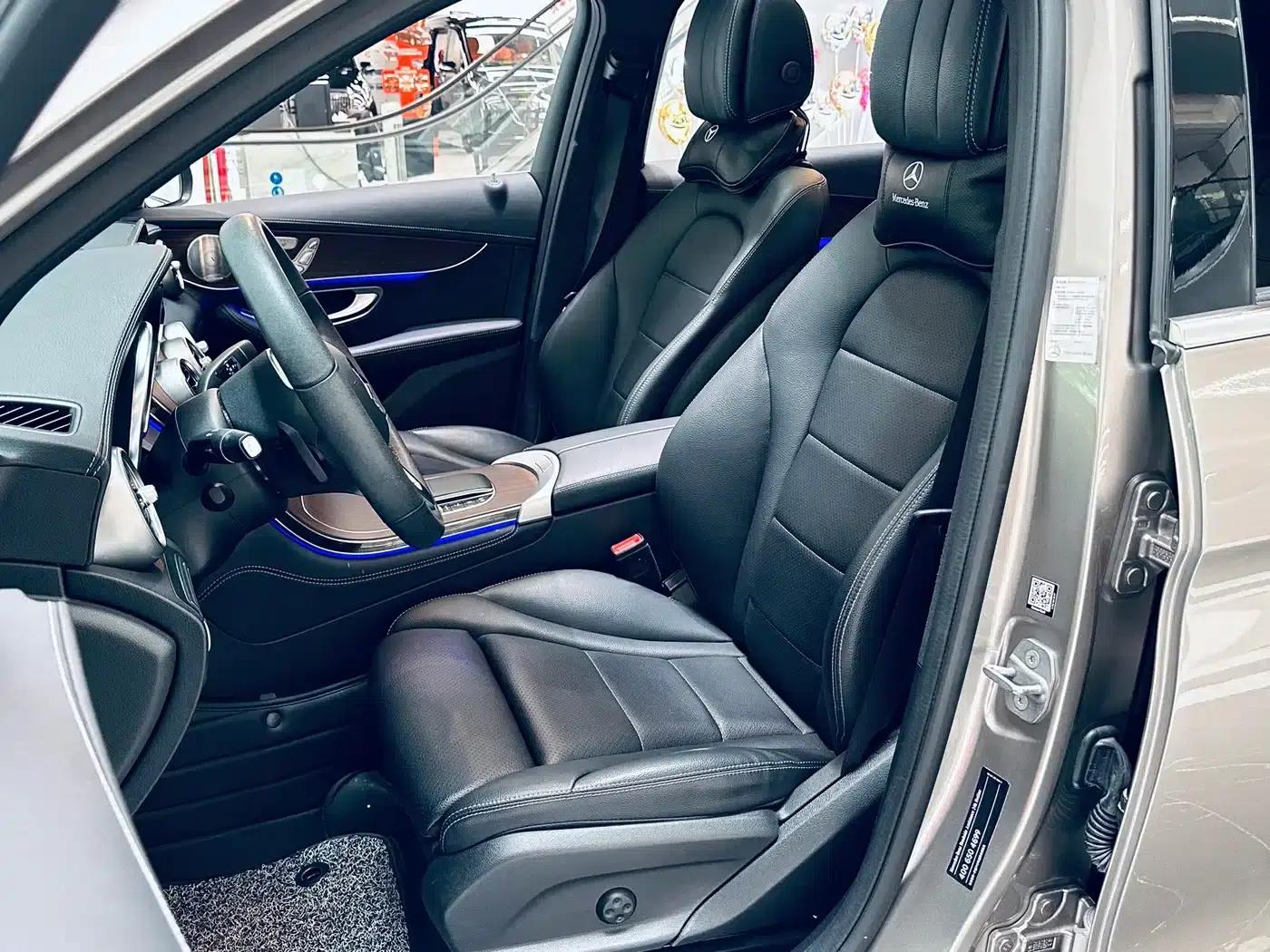 2021 Mercedes-Benz GLC 300 L 4MATIC Dynamic — миниатюра 18