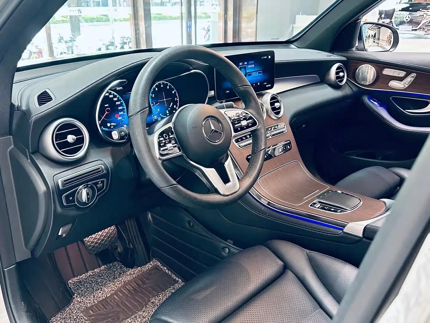 2021 Mercedes-Benz GLC 300 L 4MATIC Dynamic — миниатюра 20