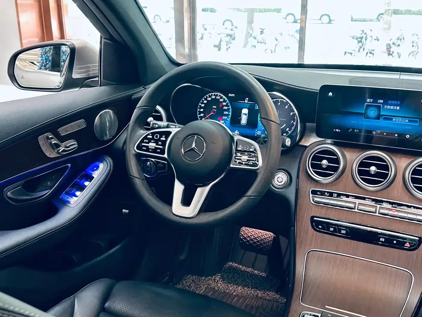 2021 Mercedes-Benz GLC 300 L 4MATIC Dynamic — миниатюра 24