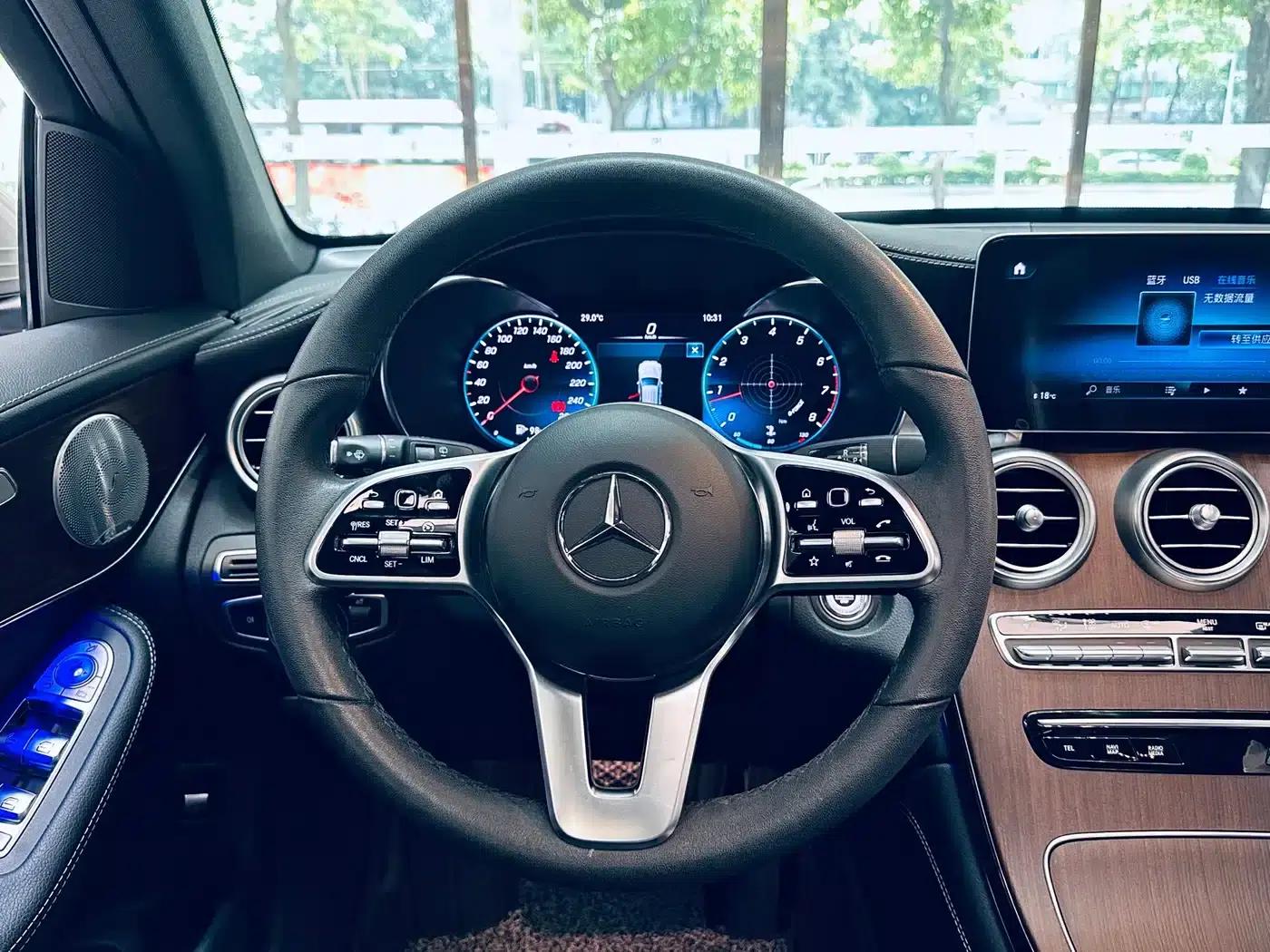 2021 Mercedes-Benz GLC 300 L 4MATIC Dynamic — миниатюра 26