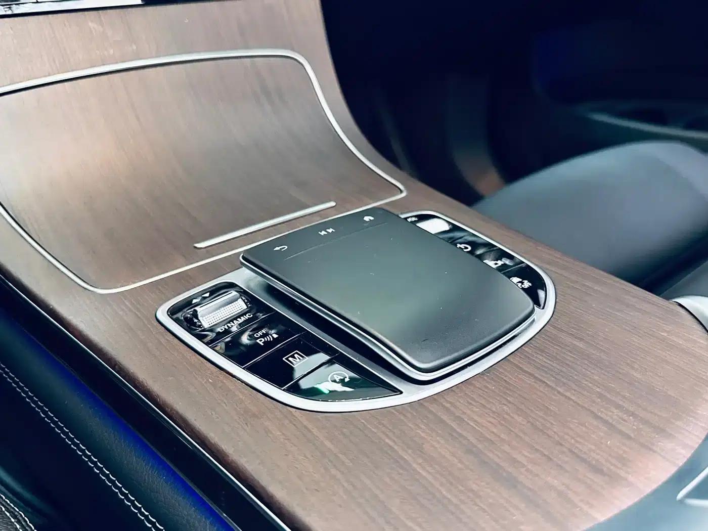 2021 Mercedes-Benz GLC 300 L 4MATIC Dynamic — миниатюра 28