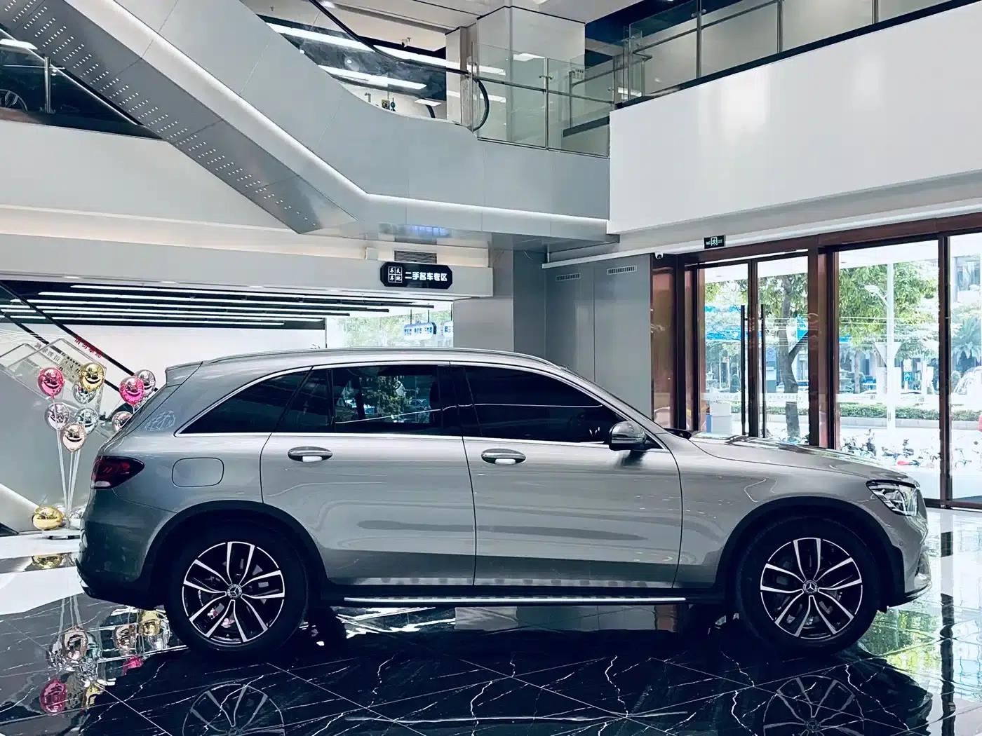 2021 Mercedes-Benz GLC 300 L 4MATIC Dynamic — миниатюра 7