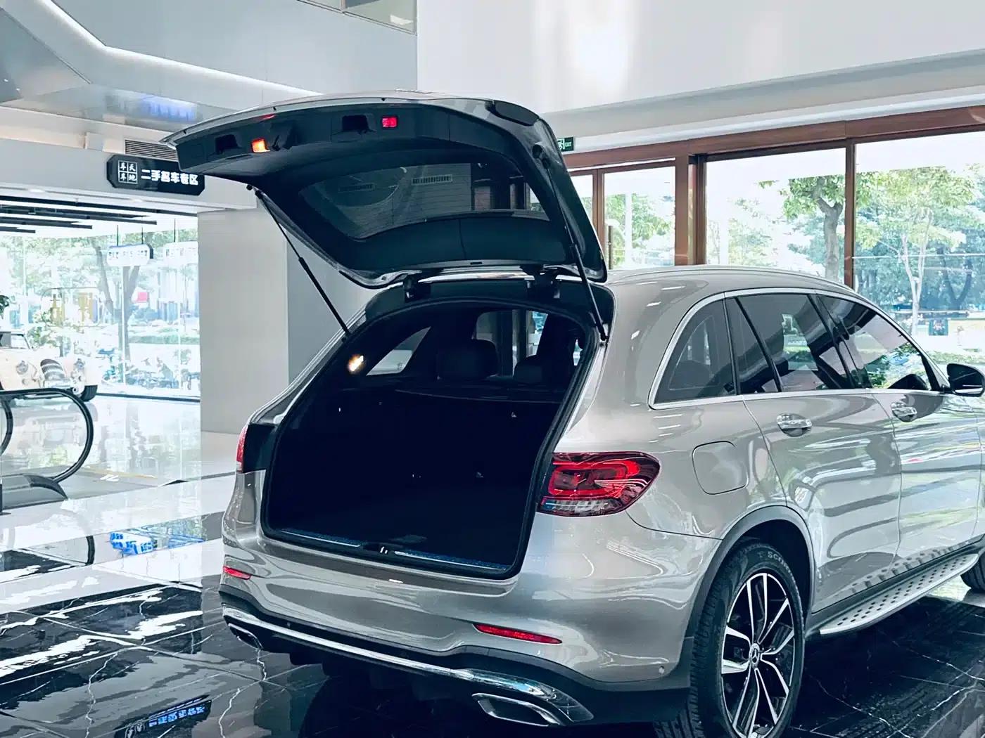 2021 Mercedes-Benz GLC 300 L 4MATIC Dynamic — миниатюра 10
