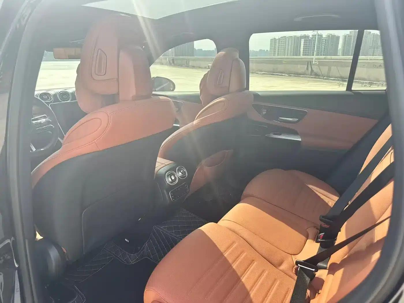 2025 Mercedes-Benz GLC 300 L 4MATIC Dynamic 5-seater — миниатюра 8
