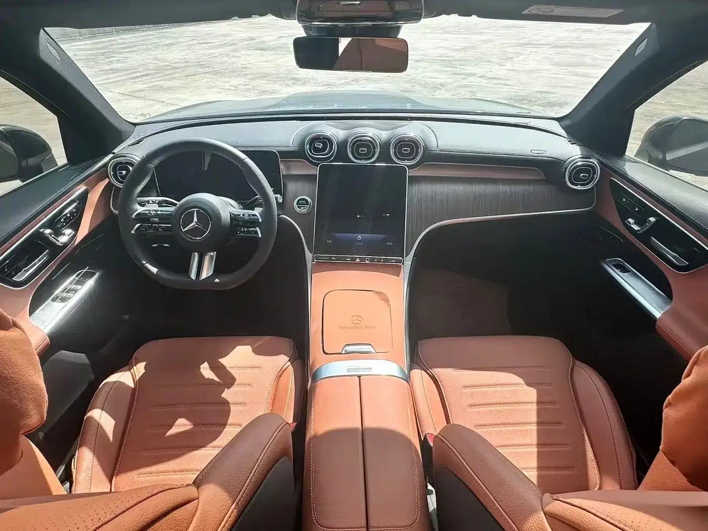 2025 Mercedes-Benz GLC 300 L 4MATIC Dynamic 5-seater — миниатюра 9