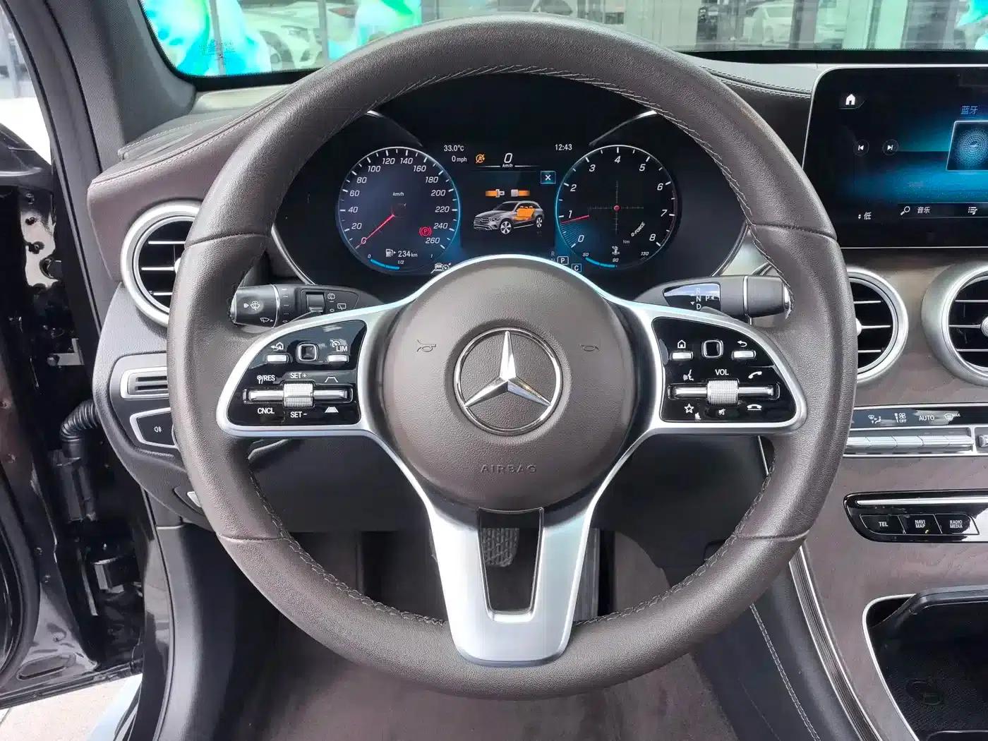 2022 Mercedes-Benz GLC 300 L 4MATIC Luxury — миниатюра 21