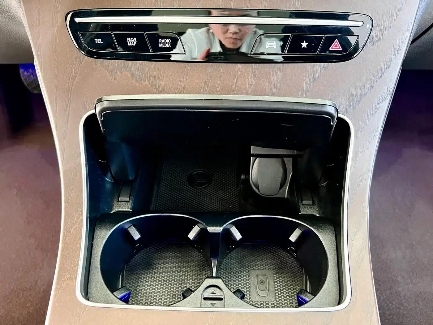 2022 Mercedes-Benz GLC 300 L 4MATIC Dynamic — миниатюра 17