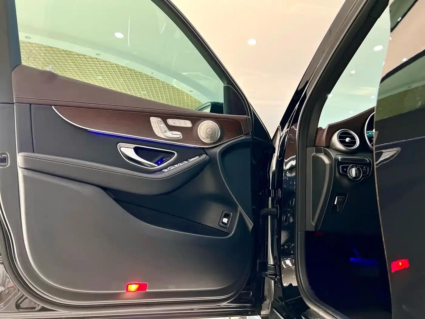 2022 Mercedes-Benz GLC 300 L 4MATIC Dynamic — миниатюра 20
