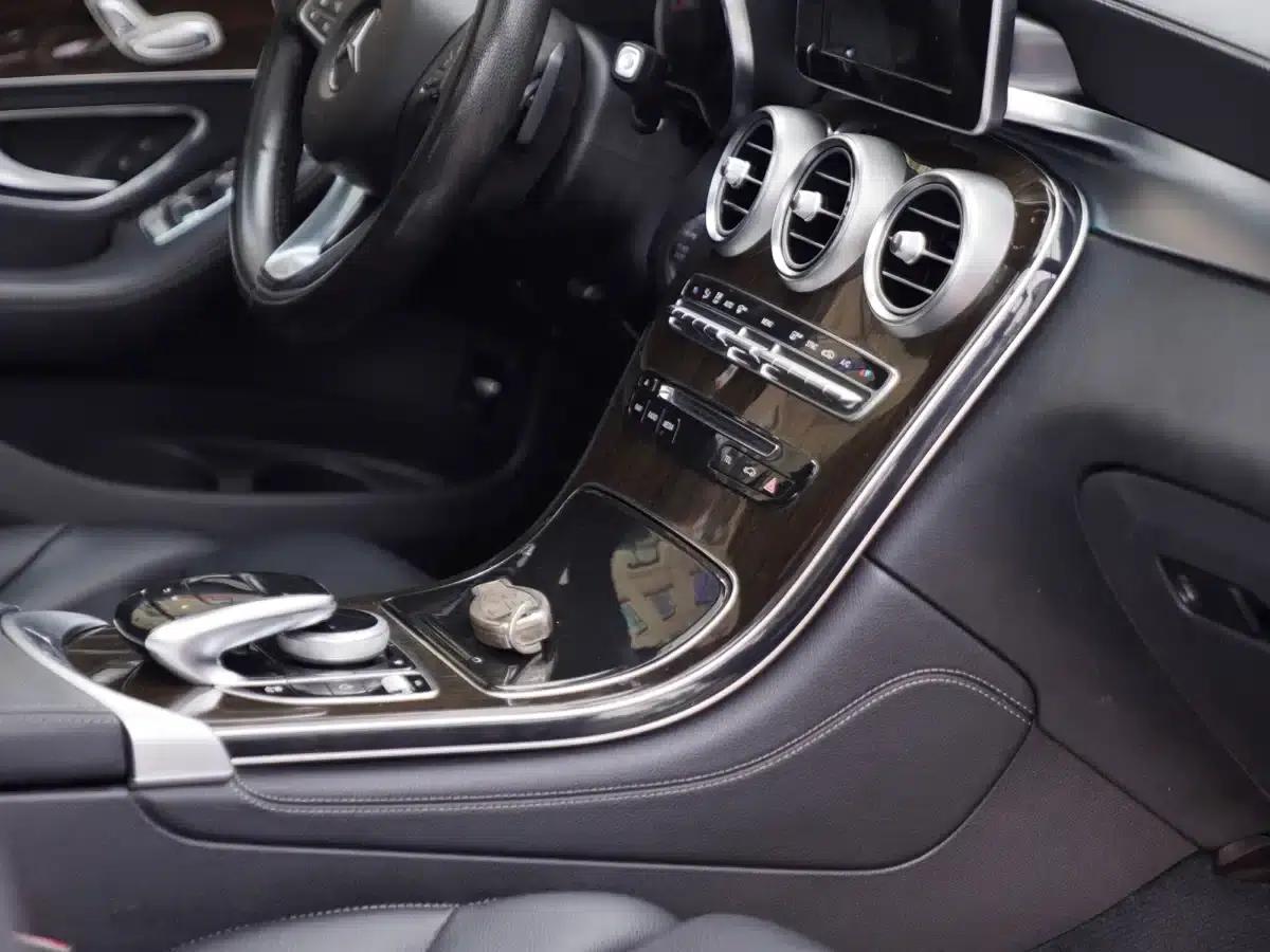 2018 Mercedes-Benz GLC 260 4MATIC Luxury — миниатюра 14